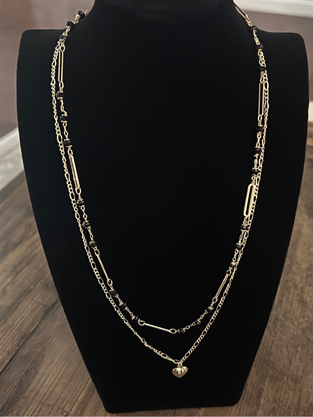 240. NWT PRETTY BIRD Tarnish-Proof, Waterproof 2-Strand Layered Gold Necklace